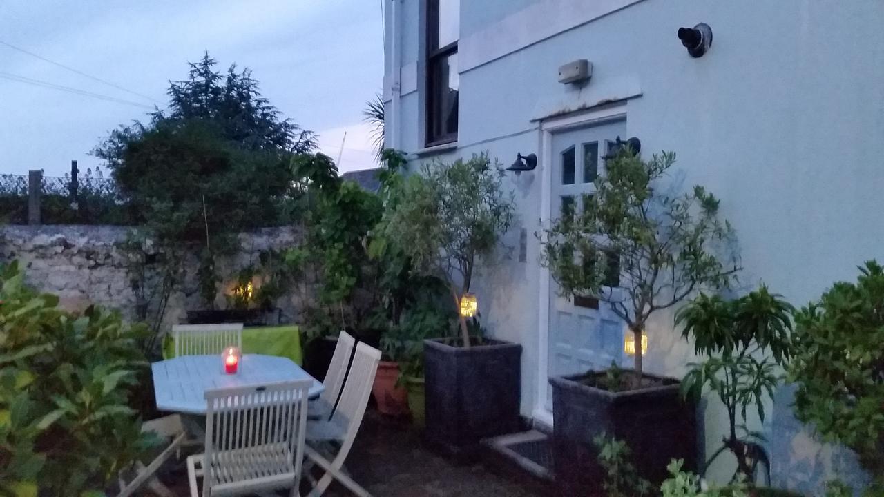 Villa The Coach House Plymouth Esterno foto